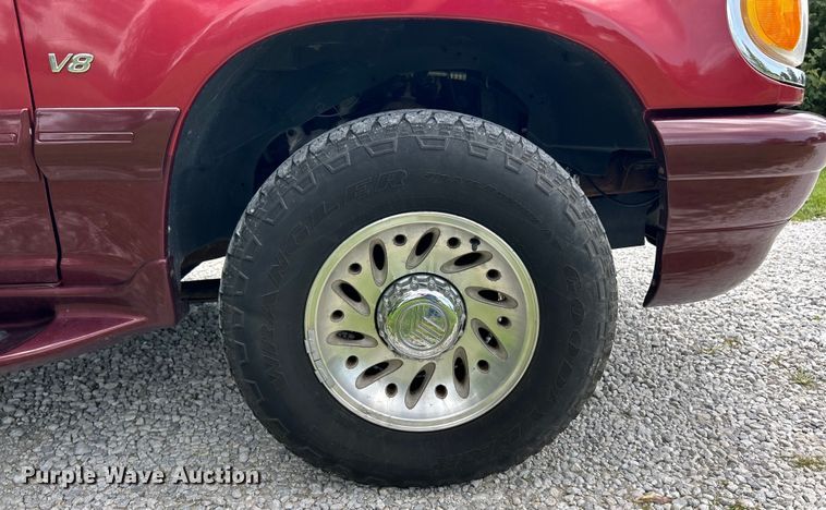 image for item EK3023 2000 Mercury  Mountianeer SUV