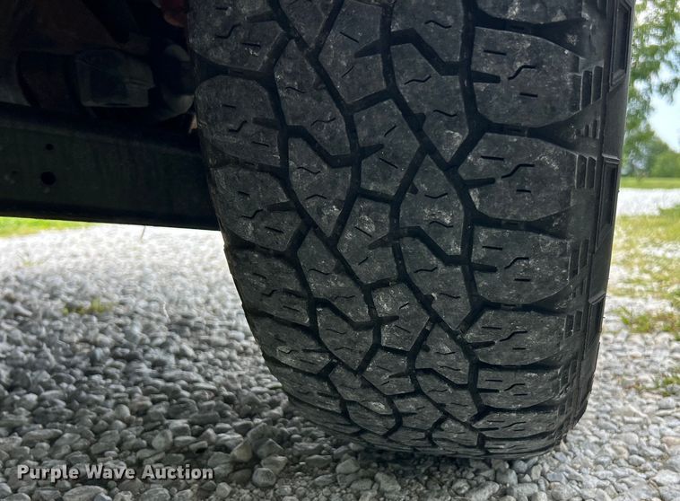 image for item EK3023 2000 Mercury  Mountianeer SUV