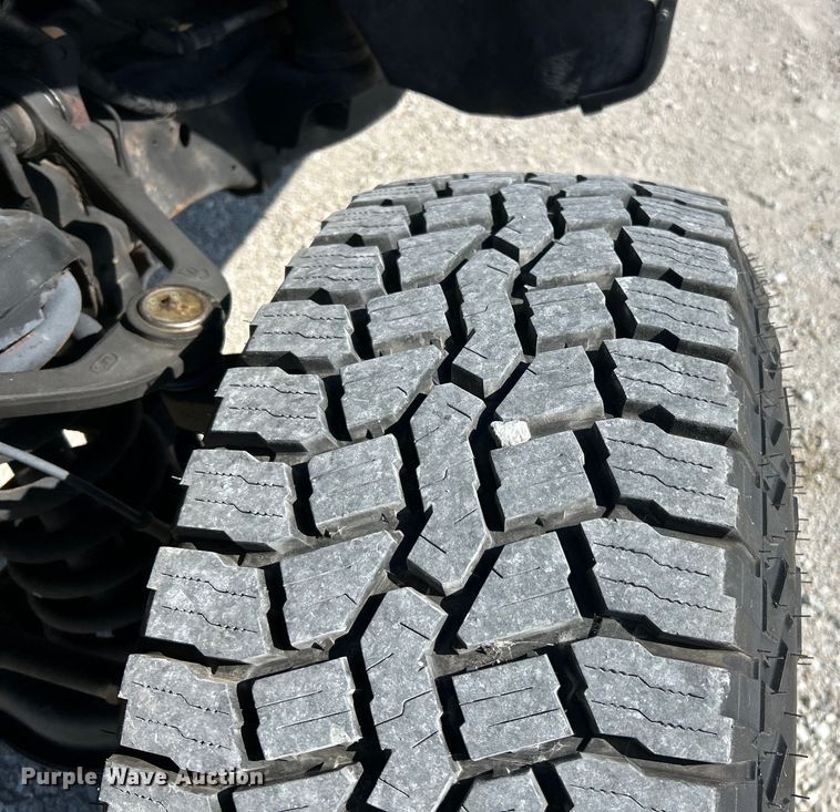 image for item EK4820 2002 Ford F150 XL SuperCab pickup truck