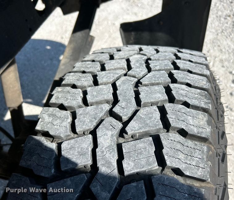 image for item EK4820 2002 Ford F150 XL SuperCab pickup truck