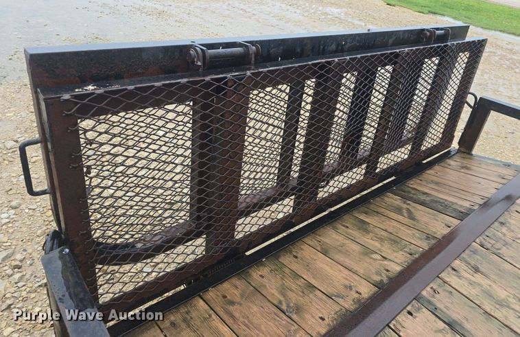 image for item EK6288 2012 PJ utility trailer