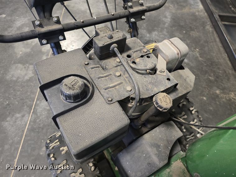 image for item EK6289 John Deere TRS32 snow blower