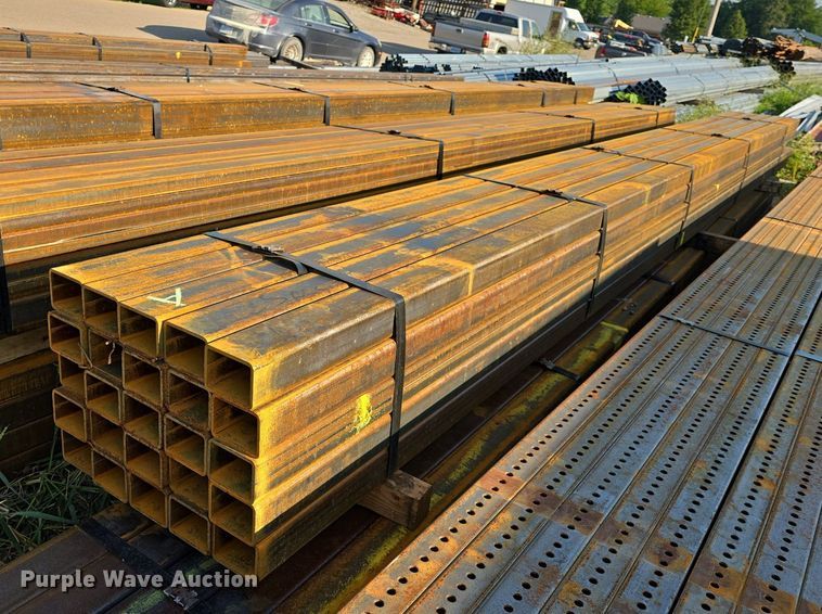 (45) rectangular tubing in Hoyt, KS | Item EK6293 sold | Purple Wave