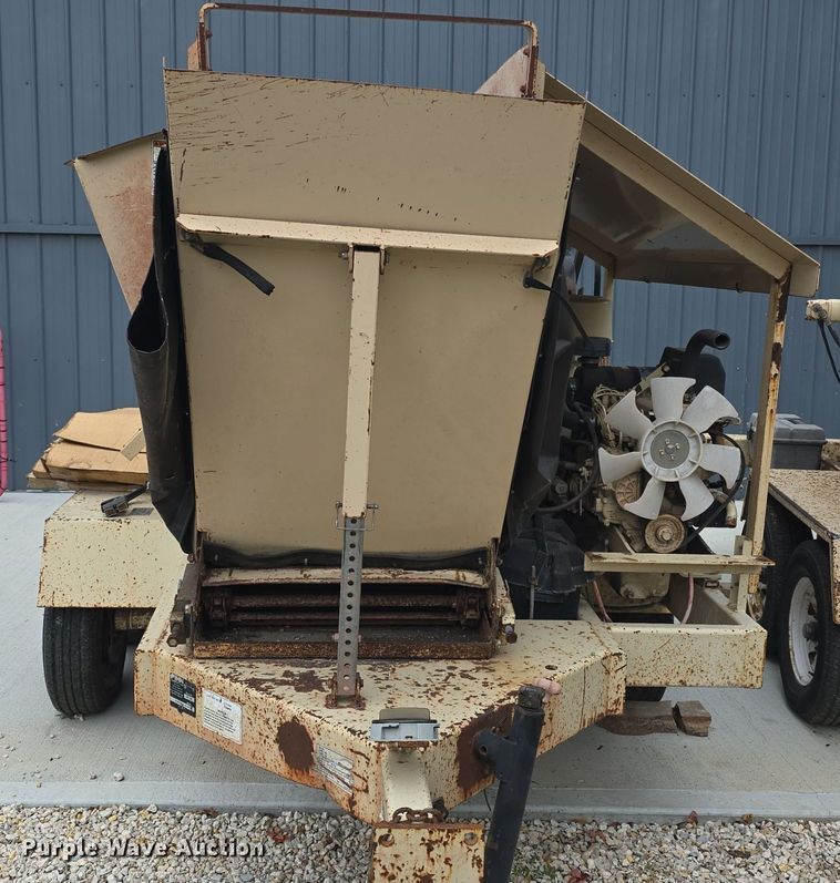 image for item EK6310 2011 Finn BB30218 bark blower