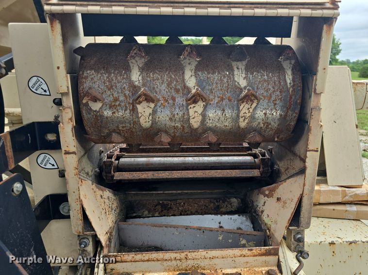 image for item EK6310 2011 Finn BB30218 bark blower