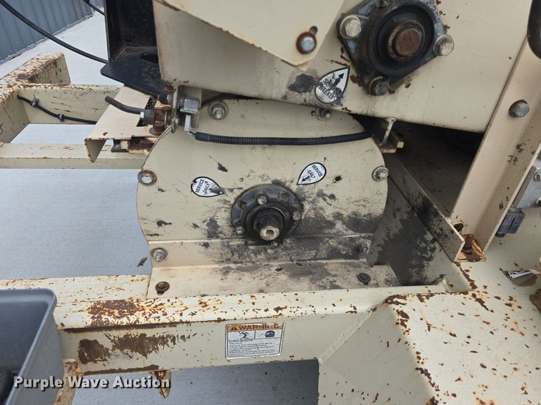 image for item EK6310 2011 Finn BB30218 bark blower