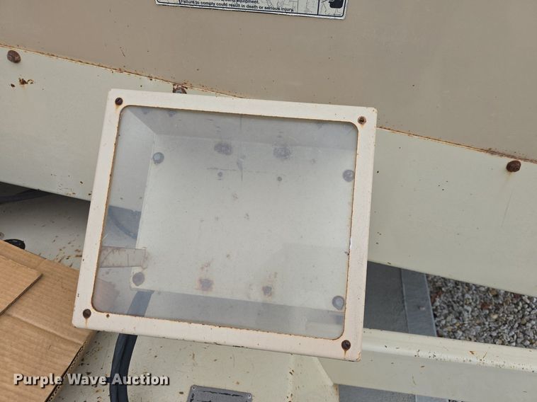 image for item EK6310 2011 Finn BB30218 bark blower