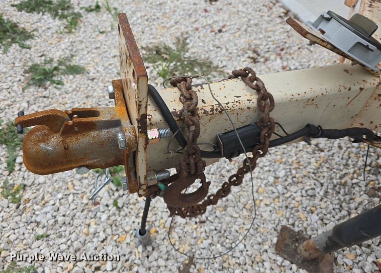 image for item EK6310 2011 Finn BB30218 bark blower