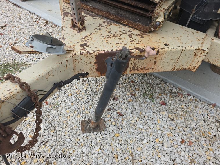 image for item EK6310 2011 Finn BB30218 bark blower