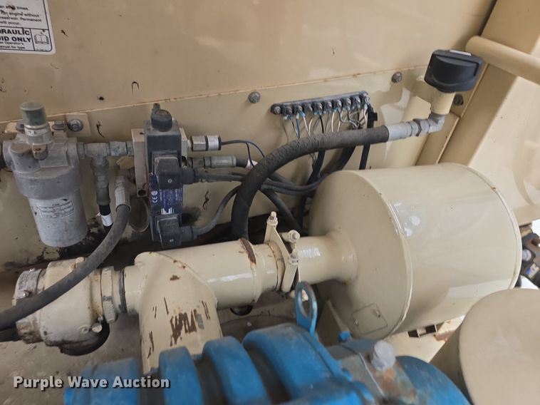 image for item EK6310 2011 Finn BB30218 bark blower