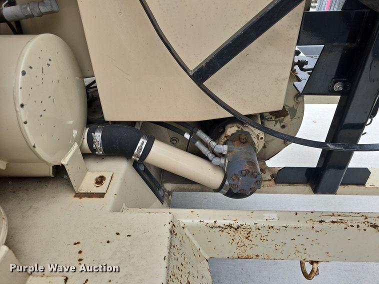 image for item EK6310 2011 Finn BB30218 bark blower