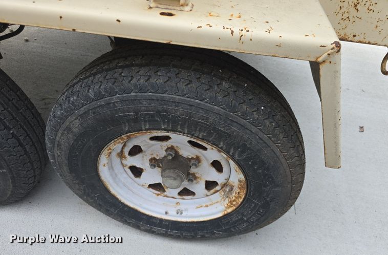 image for item EK6310 2011 Finn BB30218 bark blower