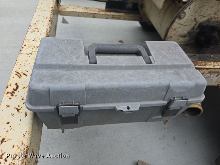 image for item EK6311 2011 Finn BB30218 bark blower