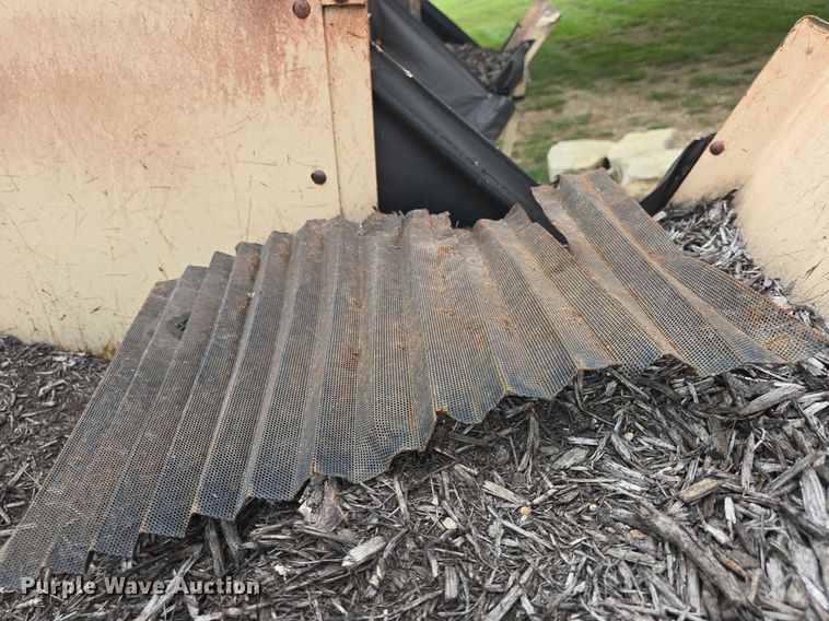 image for item EK6311 2011 Finn BB30218 bark blower