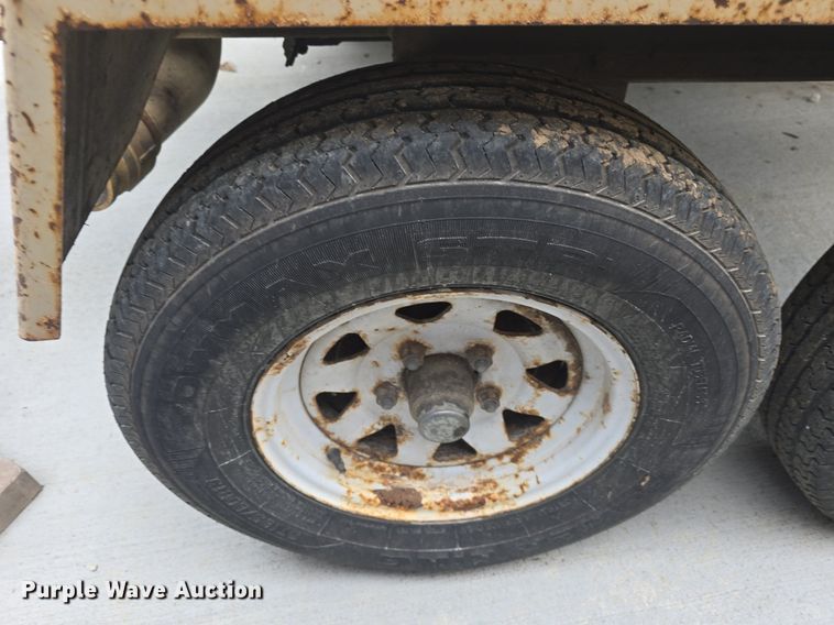 image for item EK6311 2011 Finn BB30218 bark blower