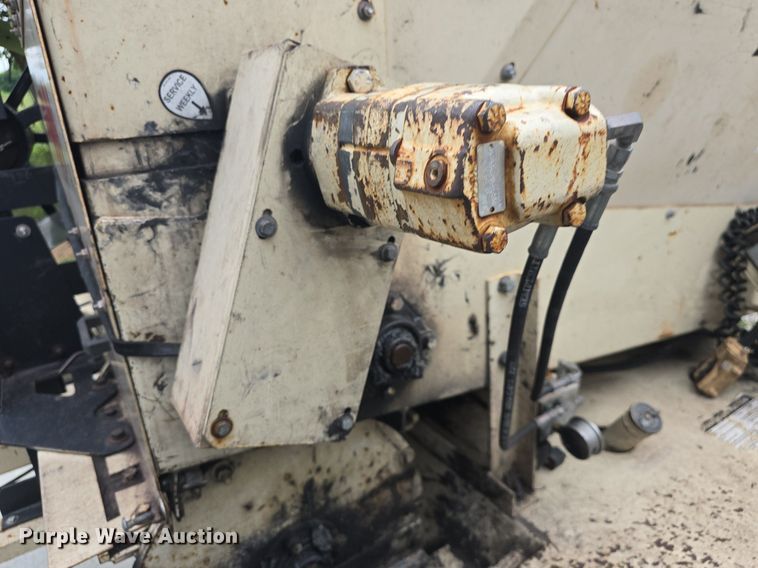 image for item EK6312 2012 Finn BB30218 bark blower