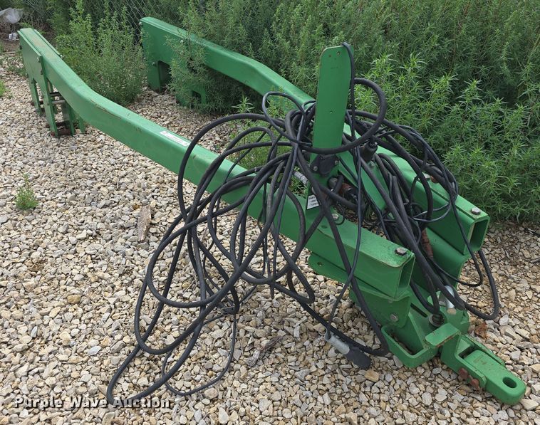 image for item EK6317 John Deere sprayer hitch assembly