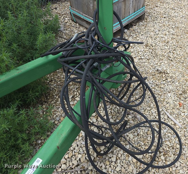 image for item EK6317 John Deere sprayer hitch assembly