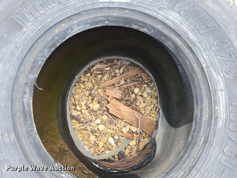 image for item EK6318 (2) Trelleborg 400/60-15.5 tires