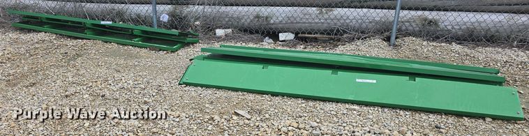 image for item EK6319 John Deere combine parts