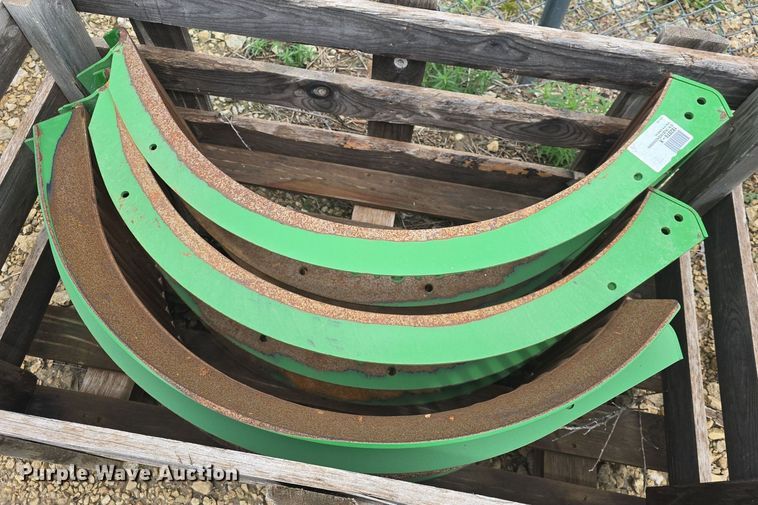 image for item EK6323 (19) John Deere combine concaves