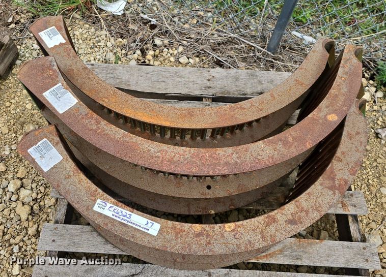 image for item EK6323 (19) John Deere combine concaves