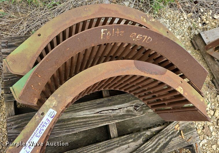 image for item EK6323 (19) John Deere combine concaves