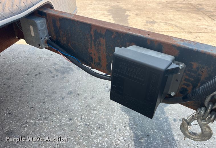 image for item EK8794 2005 Interstate enclosed cargo trailer