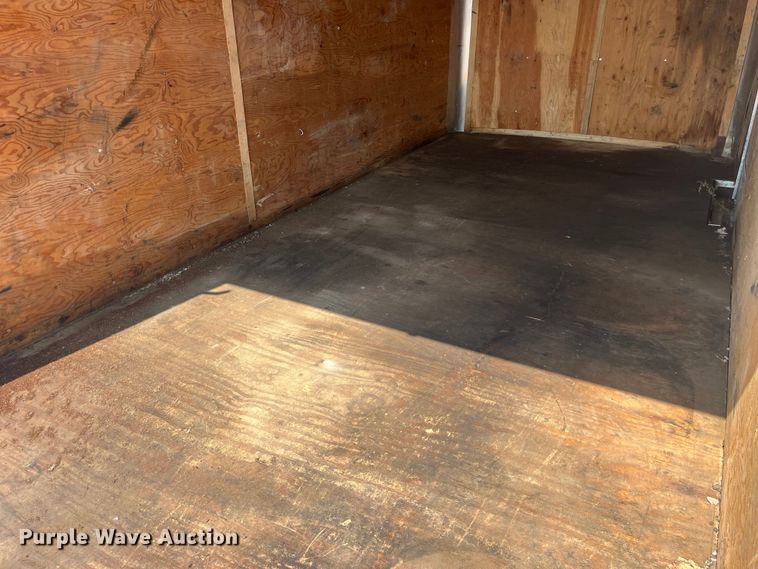 image for item EK8794 2005 Interstate enclosed cargo trailer