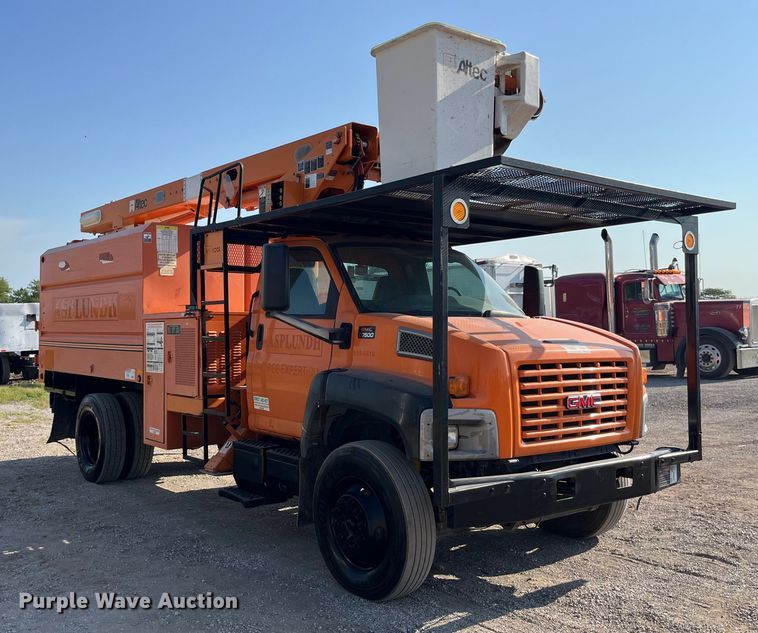 image for item EK8861 2006 GMC C7500 forestry bucket truck