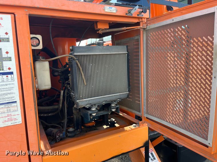 image for item EK8861 2006 GMC C7500 forestry bucket truck