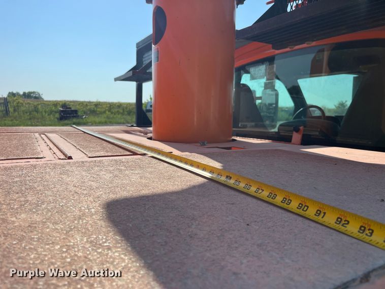 image for item EK8861 2006 GMC C7500 forestry bucket truck