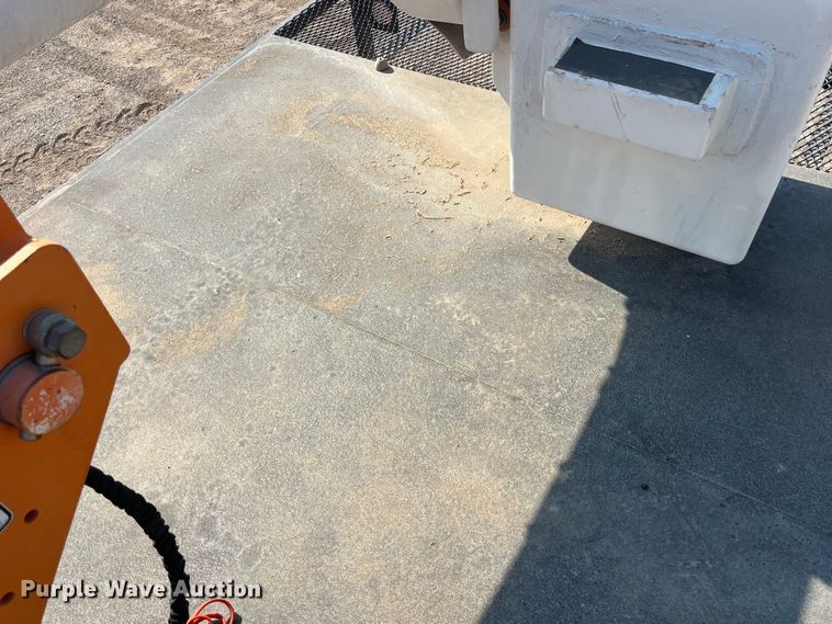 image for item EK8861 2006 GMC C7500 forestry bucket truck