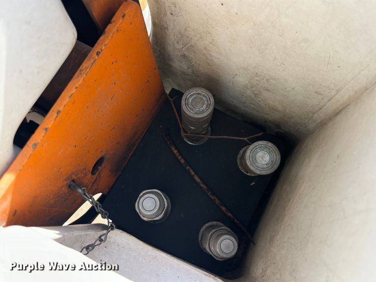 image for item EK8861 2006 GMC C7500 forestry bucket truck