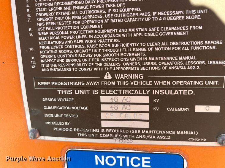 image for item EK8861 2006 GMC C7500 forestry bucket truck