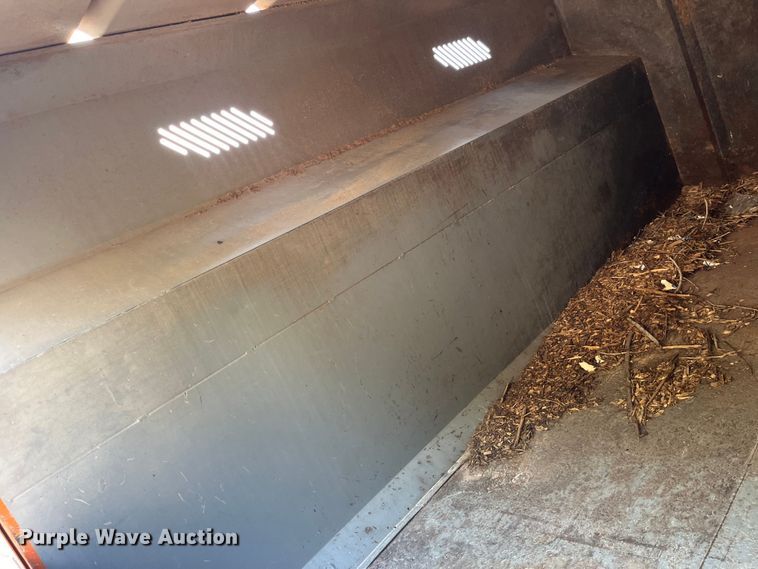 image for item EK8861 2006 GMC C7500 forestry bucket truck