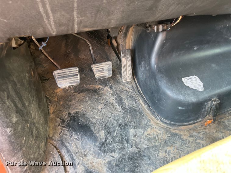 image for item EK8861 2006 GMC C7500 forestry bucket truck