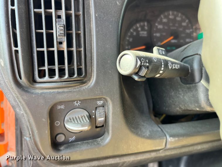 image for item EK8861 2006 GMC C7500 forestry bucket truck