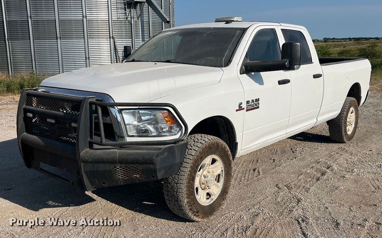 image for item EK8862 2015 Ram 2500HD Crew Cab pickup truck