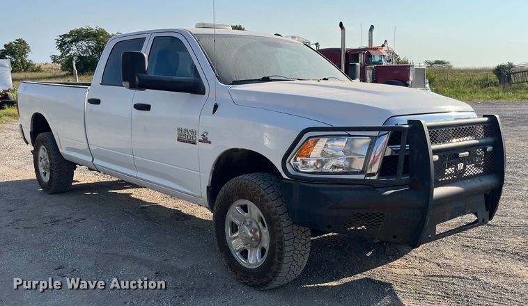 image for item EK8862 2015 Ram 2500HD Crew Cab pickup truck