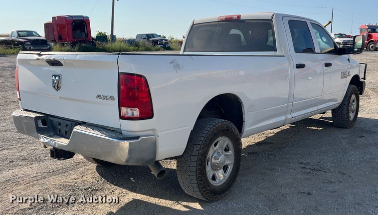 image for item EK8862 2015 Ram 2500HD Crew Cab pickup truck