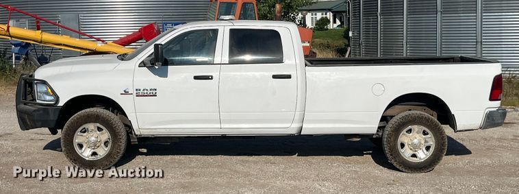 image for item EK8862 2015 Ram 2500HD Crew Cab pickup truck