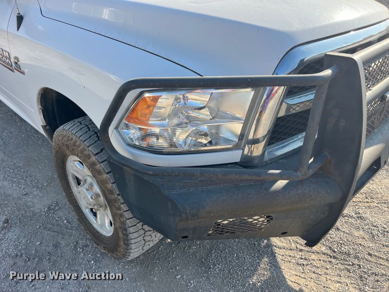 image for item EK8862 2015 Ram 2500HD Crew Cab pickup truck