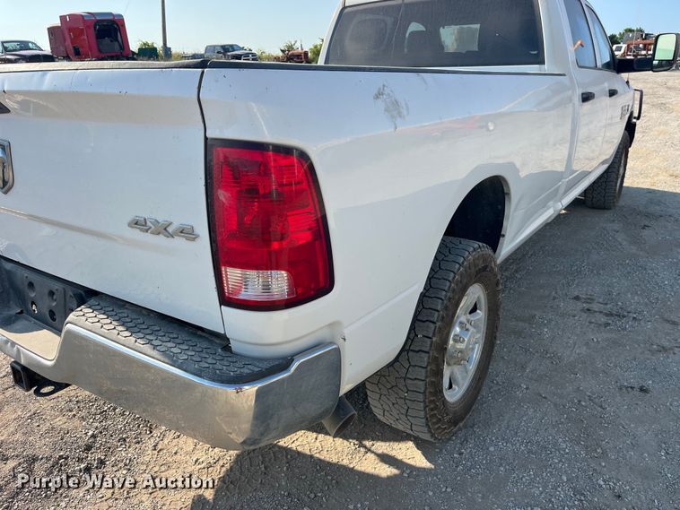 image for item EK8862 2015 Ram 2500HD Crew Cab pickup truck