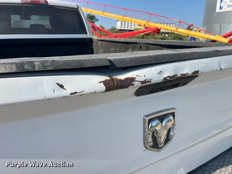 image for item EK8862 2015 Ram 2500HD Crew Cab pickup truck