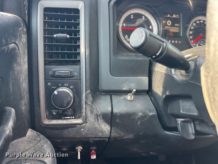 image for item EK8862 2015 Ram 2500HD Crew Cab pickup truck