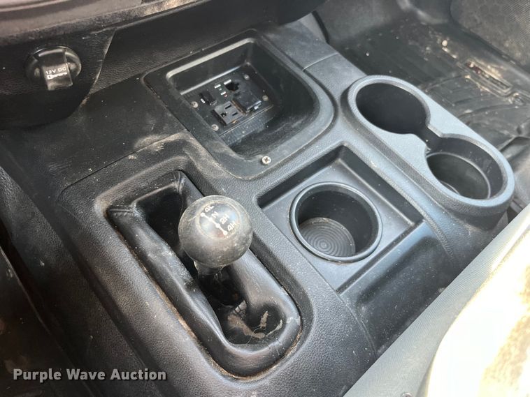 image for item EK8862 2015 Ram 2500HD Crew Cab pickup truck