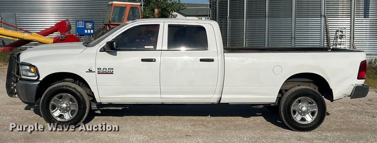 image for item EK8863 2015 Ram 2500HD Crew Cab pickup truck