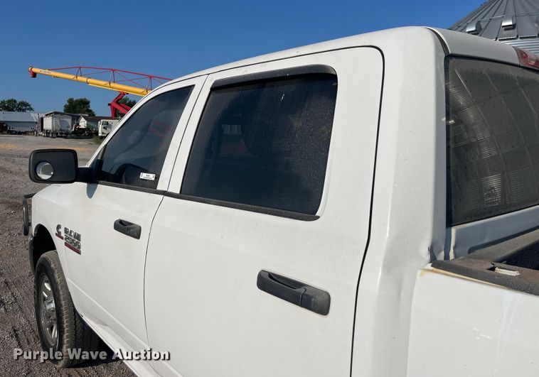 image for item EK8863 2015 Ram 2500HD Crew Cab pickup truck