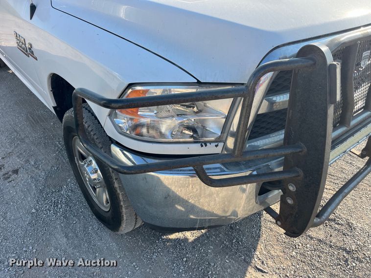 image for item EK8863 2015 Ram 2500HD Crew Cab pickup truck